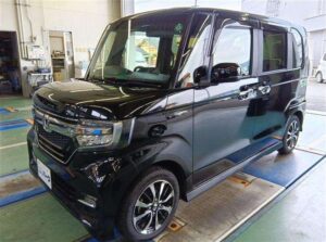 N BOXカスタム G・L HondaSENSING